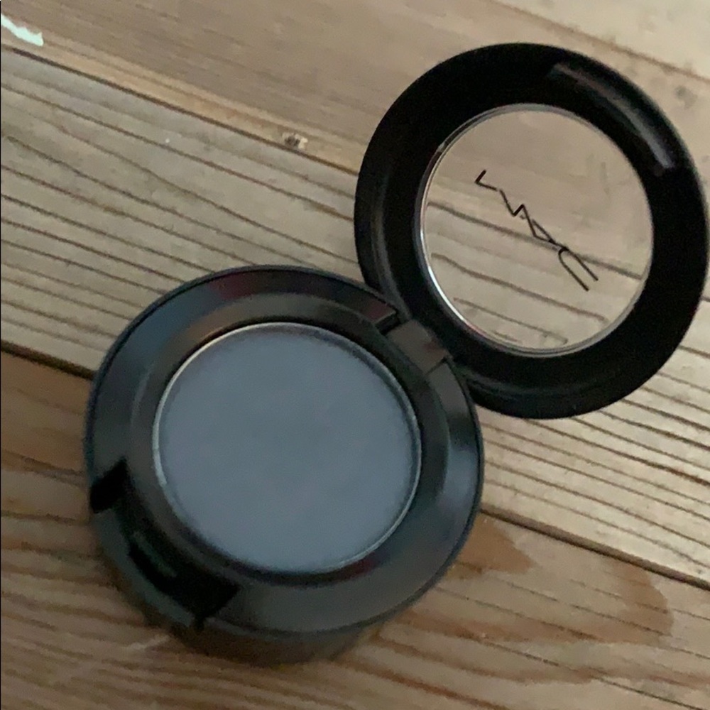 MAC Limited Edition Eyeshadow LOVE LACE!!!